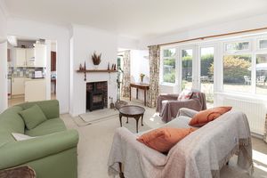 Sitting Room- click for photo gallery